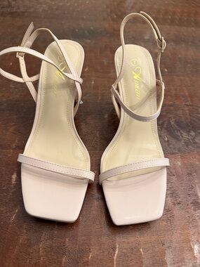 Classic Square-Toe Strappy Sandals in Light Pink - Brand new!
